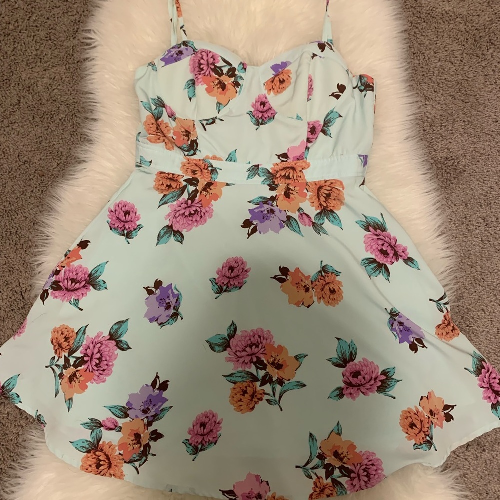 Like new flower print blue dress